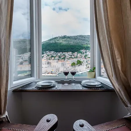 Brand New With Old Port View- Mala Vrata Apartament