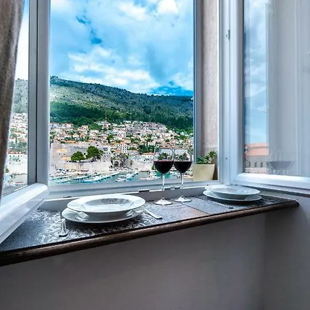 Brand New With Old Port View- Mala Vrata Apartament